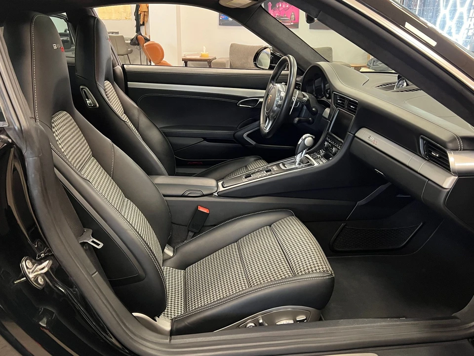 2014 Porsche 991 Carrera 4 - Image 19 of 31