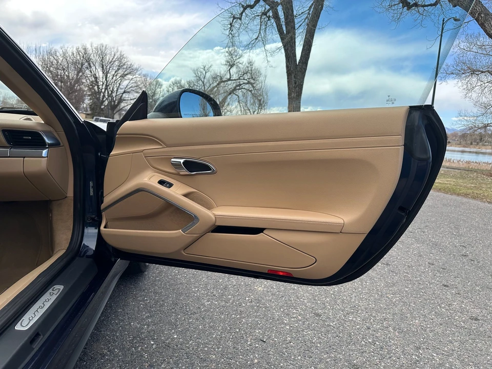 2014 Porsche 991 Carrera 4S - Image 15 of 17