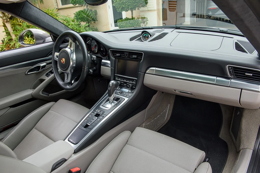 2014 Porsche 991 Carrera S - Image 6 of 15