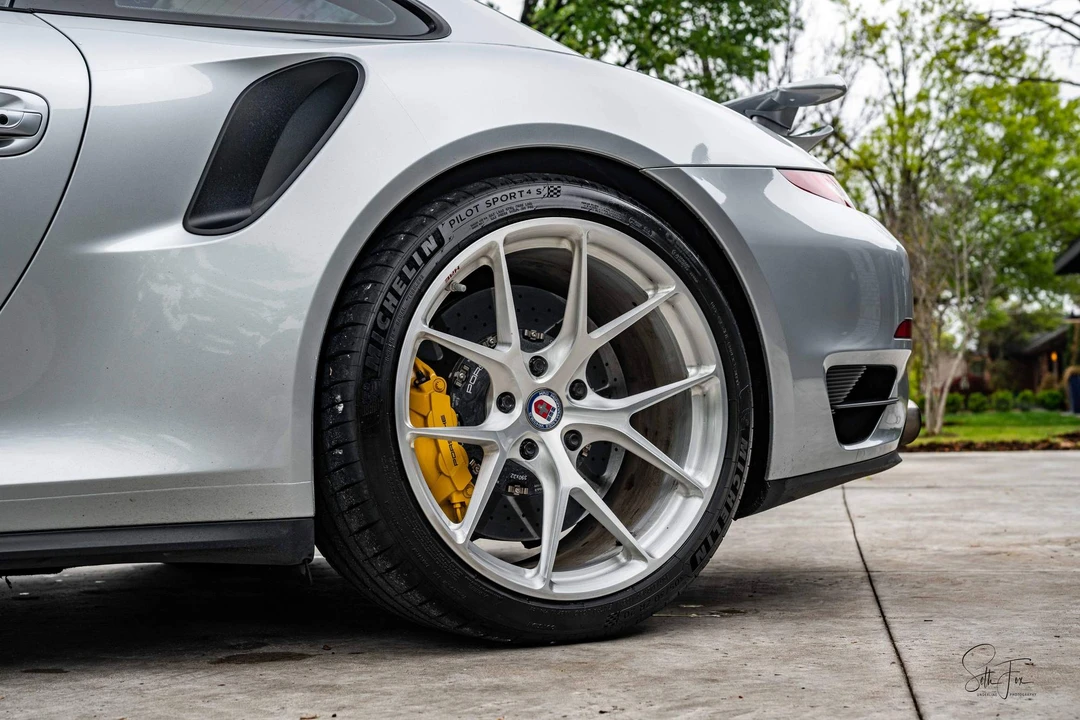 2014 Porsche 991 Turbo S - Image 25 of 31