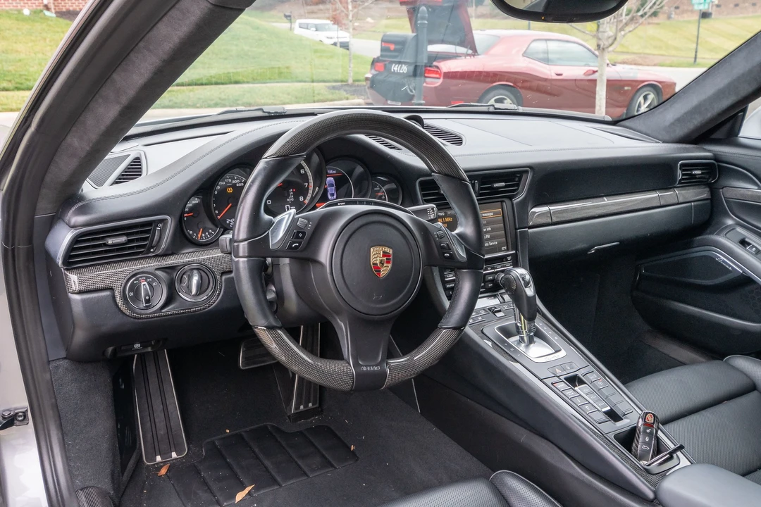 2014 Porsche 991 Turbo - Image 5 of 11
