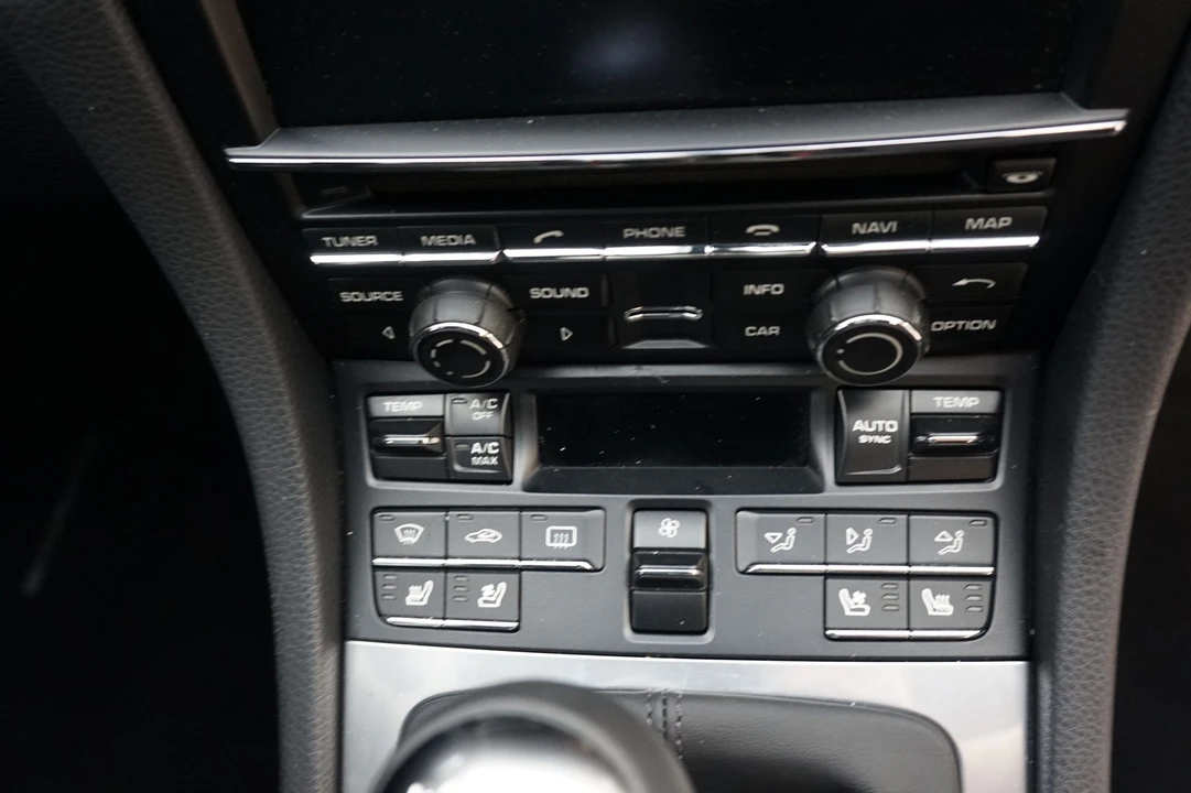 2014 Porsche 981 Cayman S - Image 16 of 31
