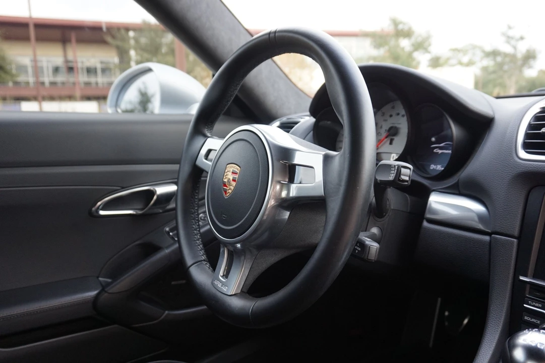 2014 Porsche 981 Cayman S - Image 15 of 31