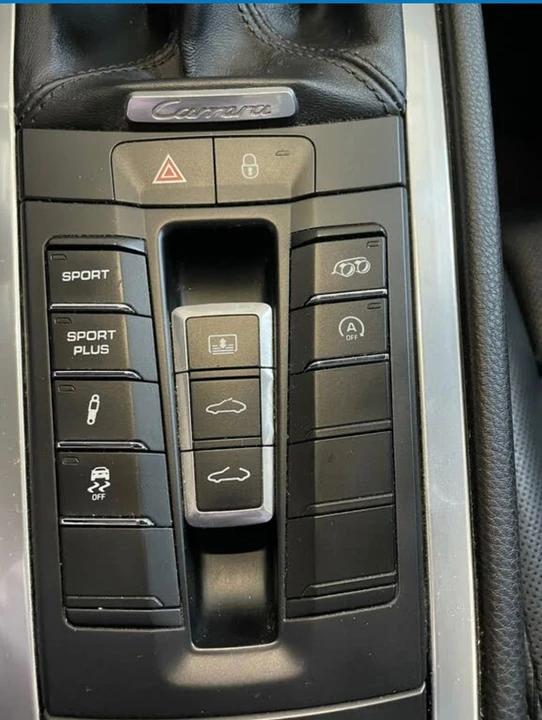 2014 Porsche 991 Carrera 4S - Image 9 of 10