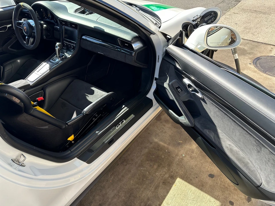 2014 Porsche 991 GT3 - Image 11 of 19