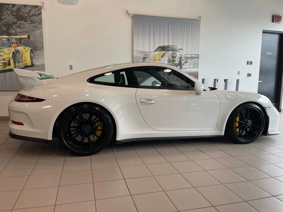 2014 Porsche 991 GT3 - Image 8 of 19