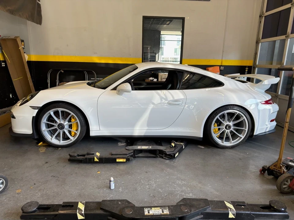 2014 Porsche 991 GT3 - Image 7 of 17