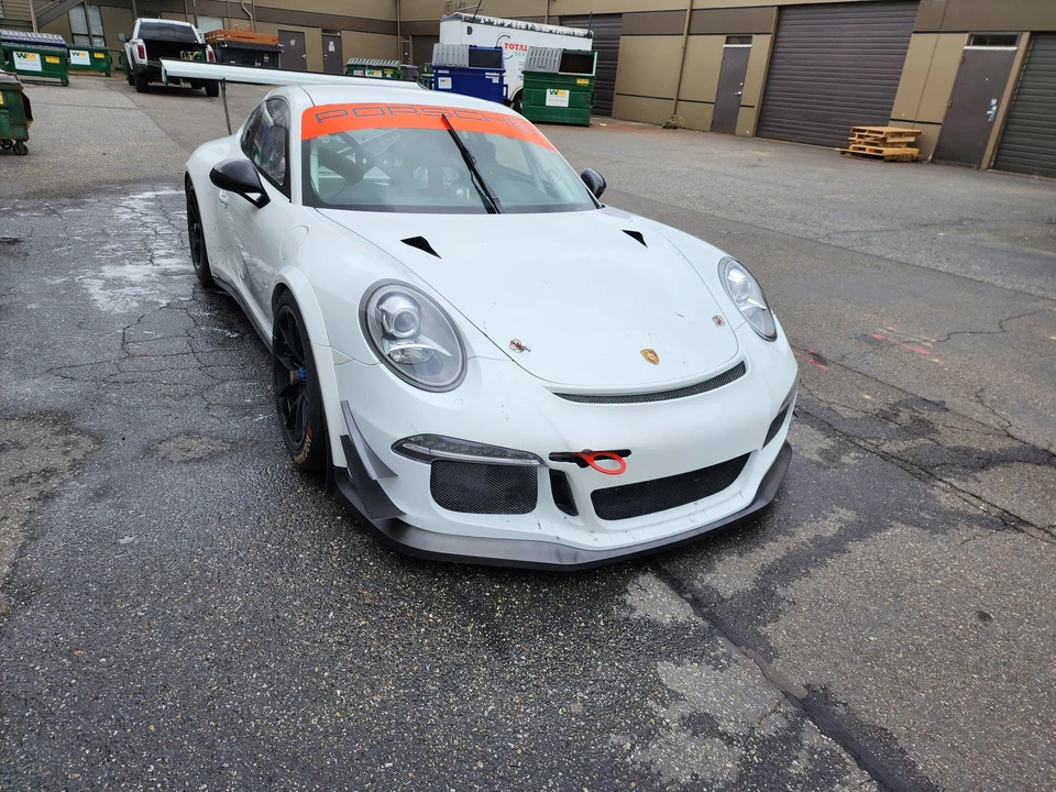 2014 Porsche 991 GT3 - Image 2 of 3