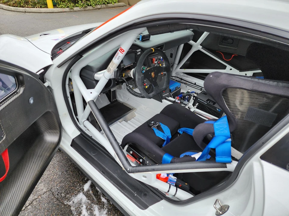 2014 Porsche 991 GT3 - Image 3 of 3