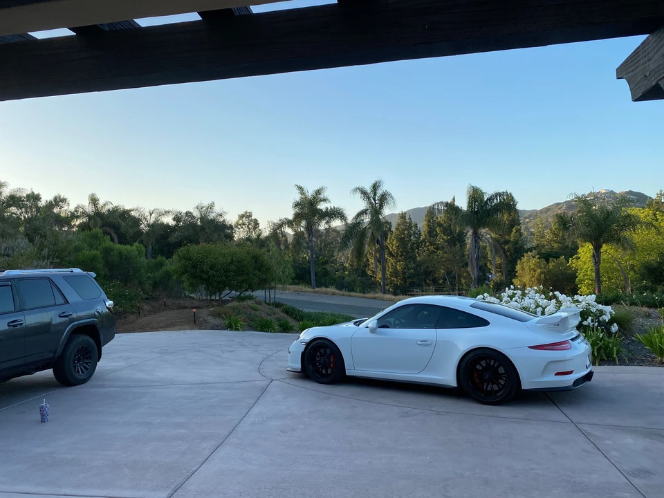 2014 Porsche 991 GT3 - Image 3 of 4