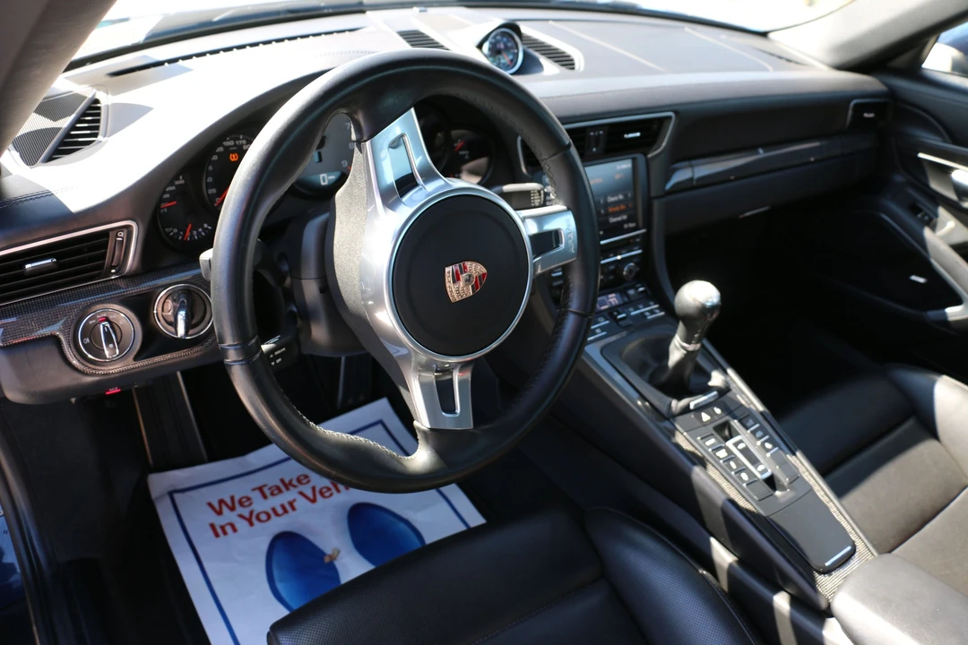 2014 Porsche 991 Targa 4 & 4S - Image 3 of 3