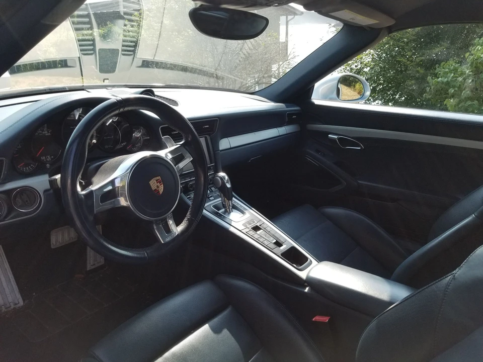 2014 Porsche 991 Turbo S - Image 10 of 12