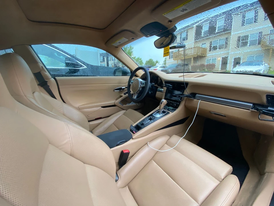 2014 Porsche 911 - Image 13 of 19