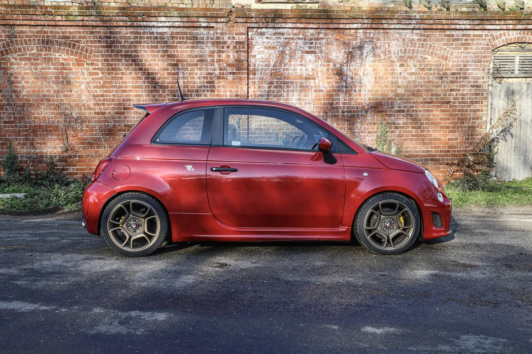 2014 Fiat Abarth 500 - Image 5 of 31