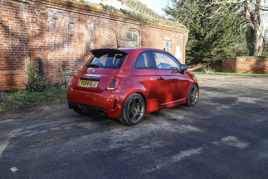 2014 Fiat Abarth 500 - Image 6 of 31
