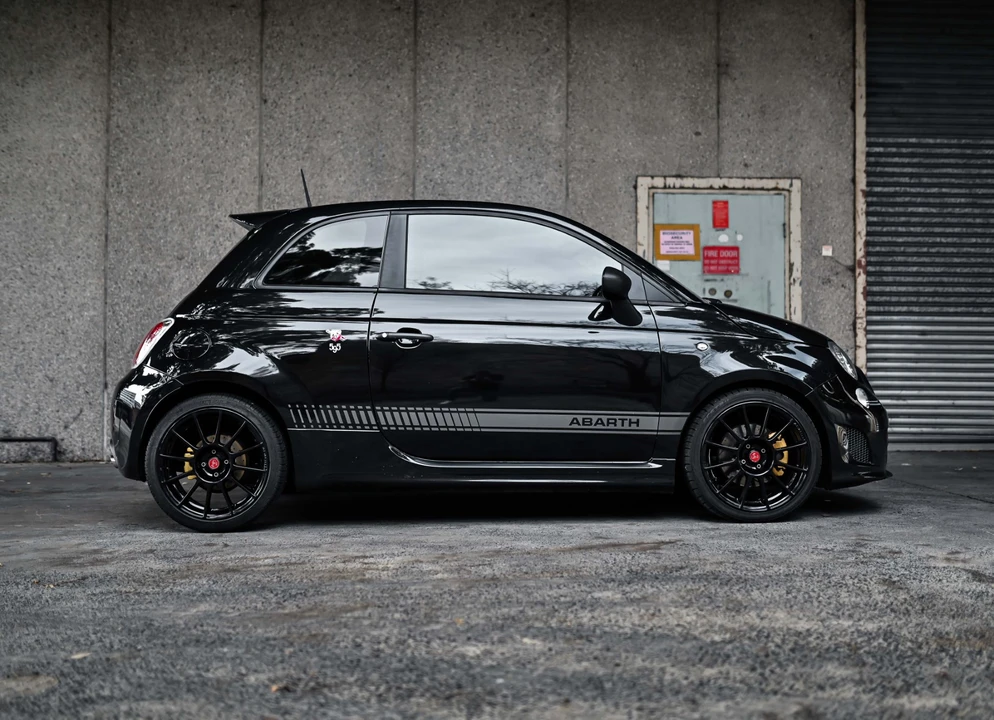 2014 Fiat Abarth 500 - Image 9 of 31