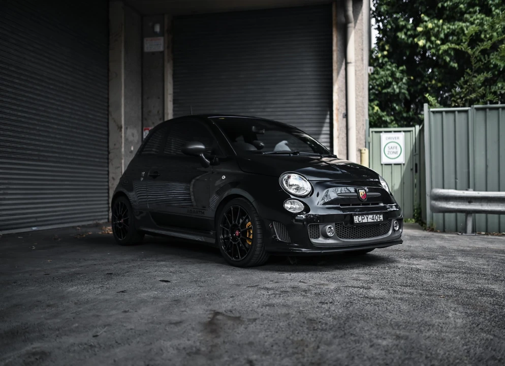 2014 Fiat Abarth 500 - Image 5 of 31