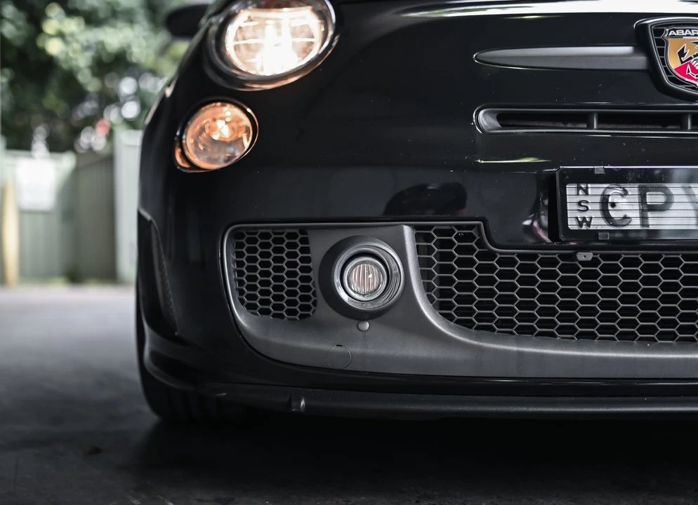 2014 Fiat Abarth 500 - Image 25 of 31