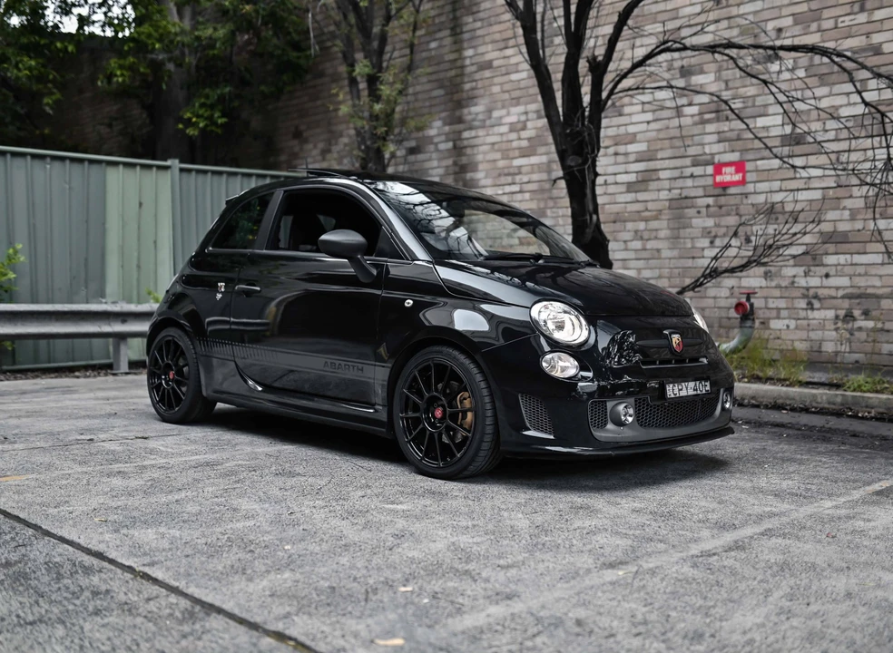 2014 Fiat Abarth 500 - Image 17 of 31