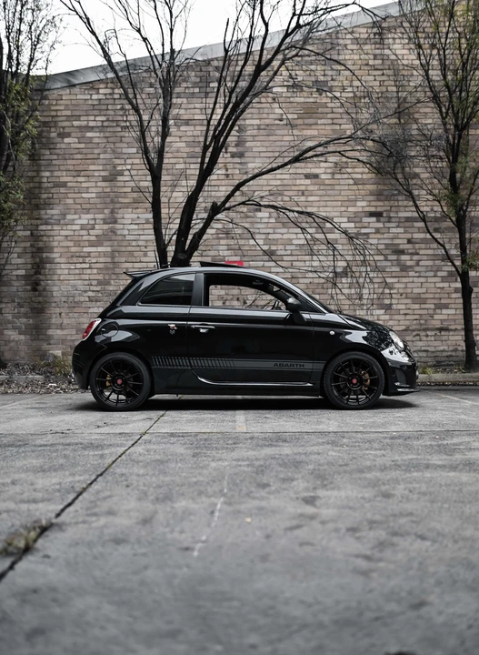2014 Fiat Abarth 500 - Image 8 of 31