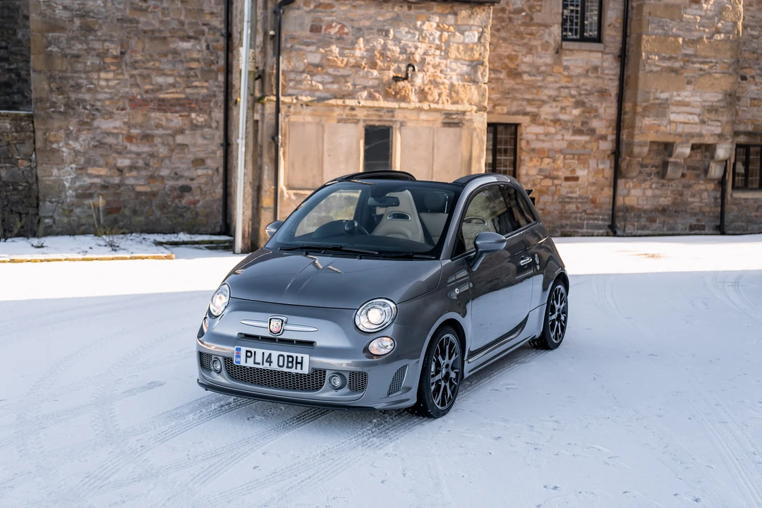 2014 Fiat Abarth 500 - Image 10 of 31