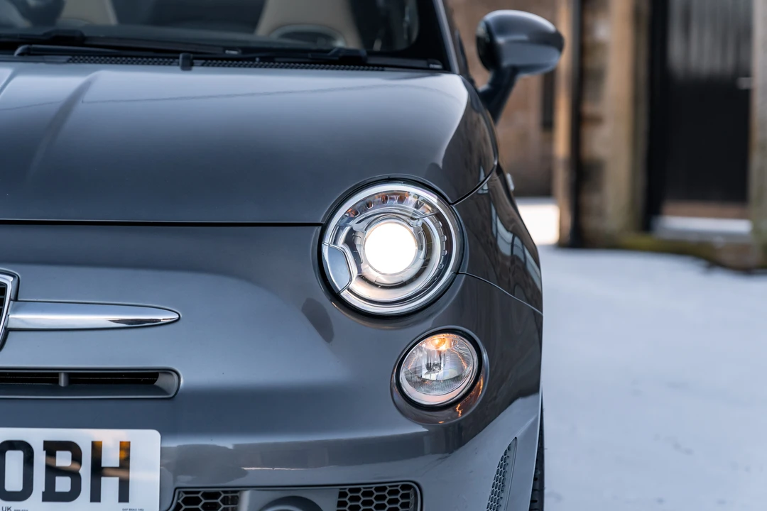 2014 Fiat Abarth 500 - Image 26 of 31