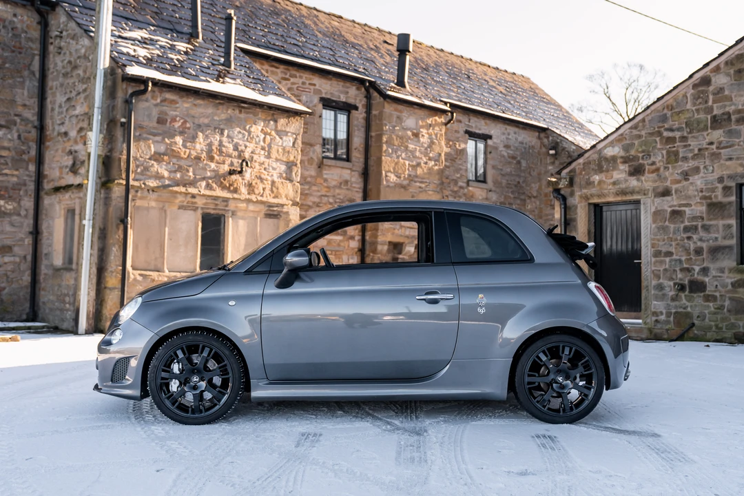 2014 Fiat Abarth 500 - Image 9 of 31