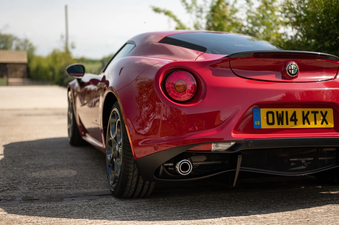 2014 Alfa Romeo 4C Coupe - Image 17 of 31