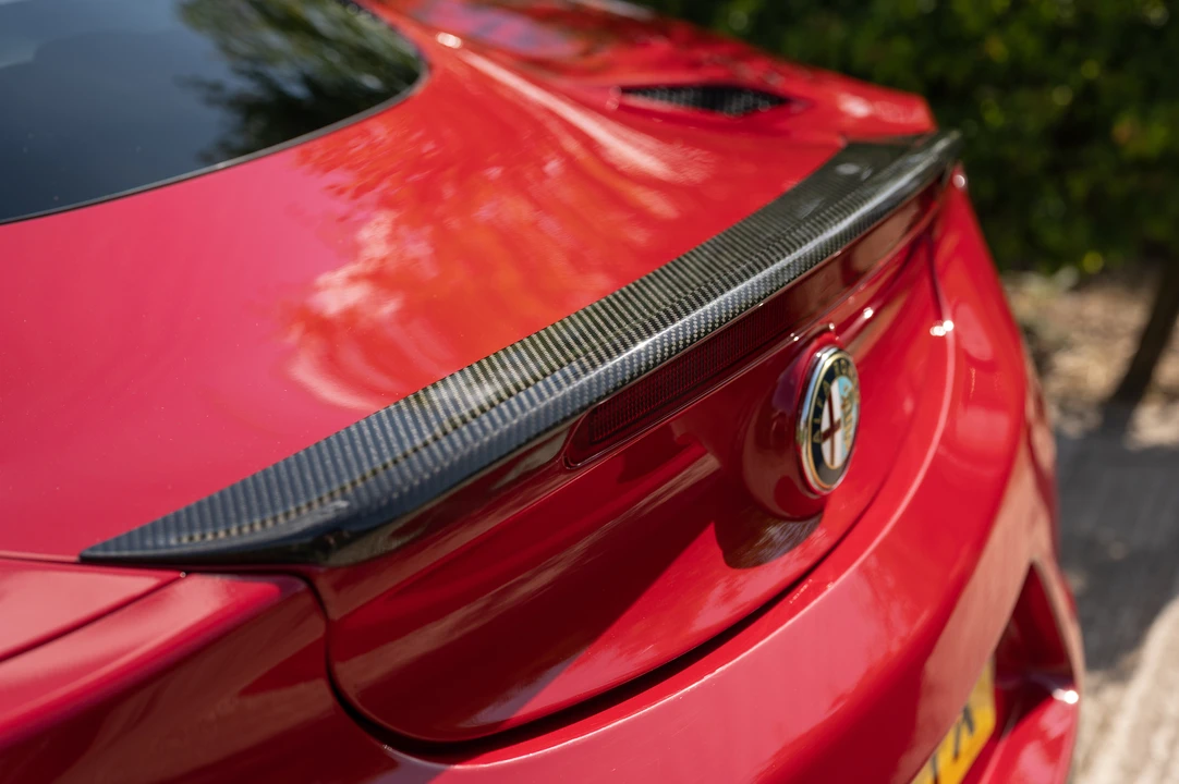 2014 Alfa Romeo 4C Coupe - Image 19 of 31