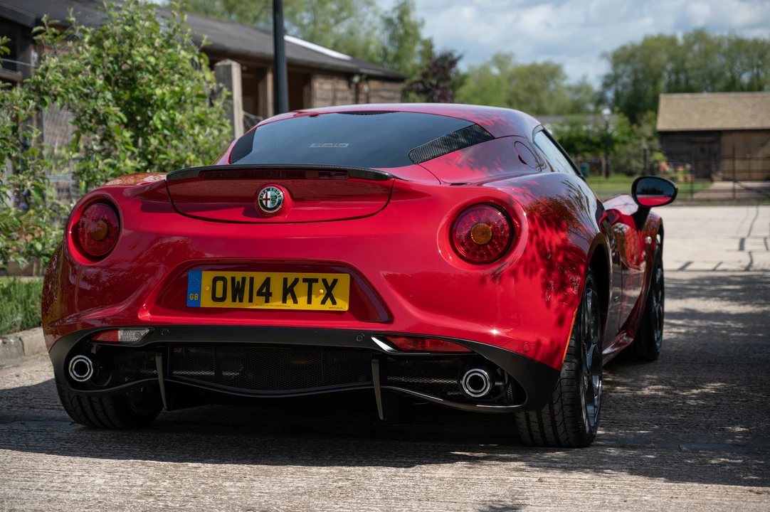 2014 Alfa Romeo 4C Coupe - Image 25 of 31
