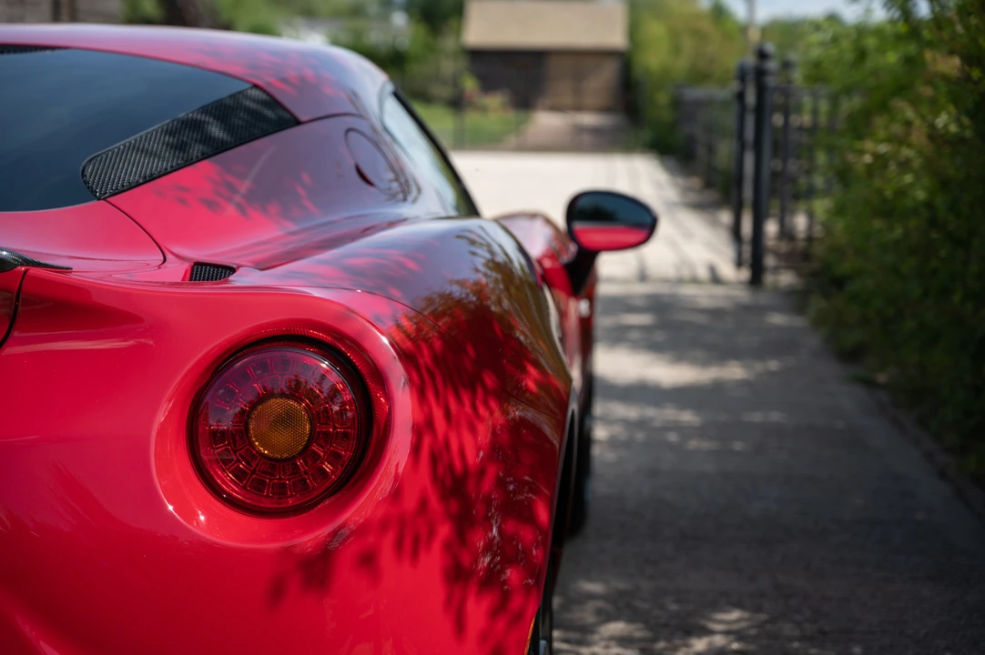 2014 Alfa Romeo 4C Coupe - Image 27 of 31