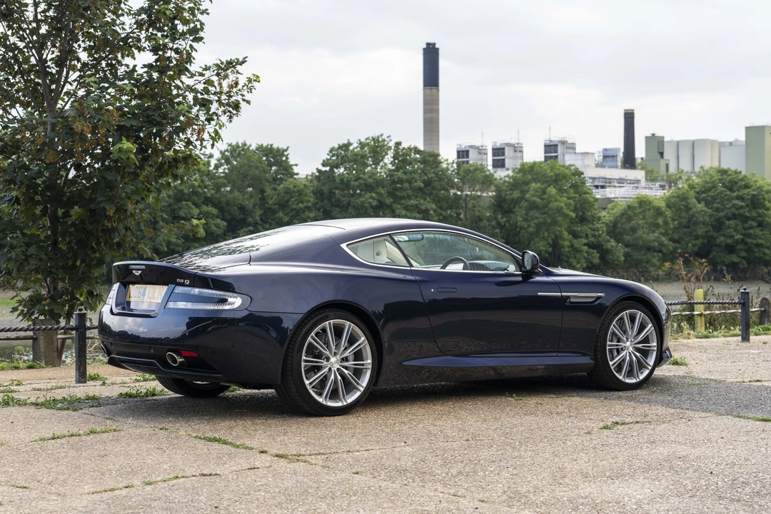 2014 Aston Martin DB9 - Image 8 of 31