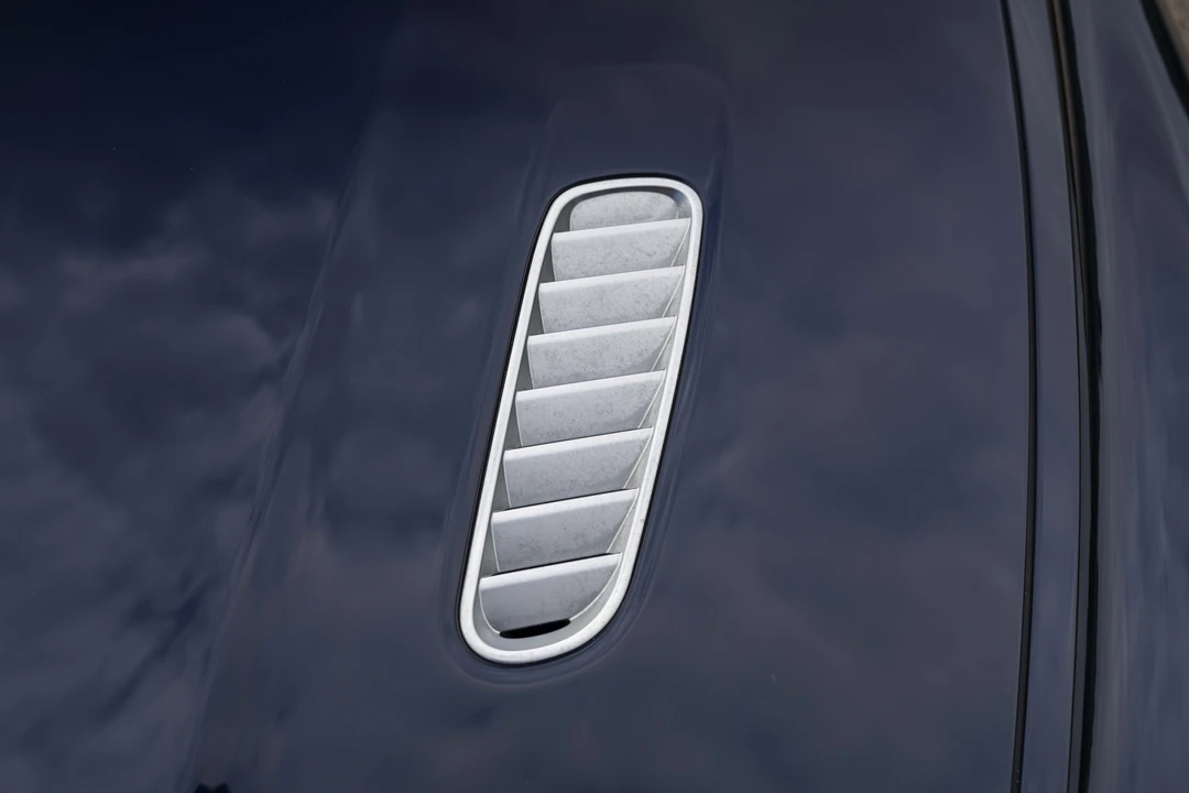 2014 Aston Martin DB9 - Image 15 of 31