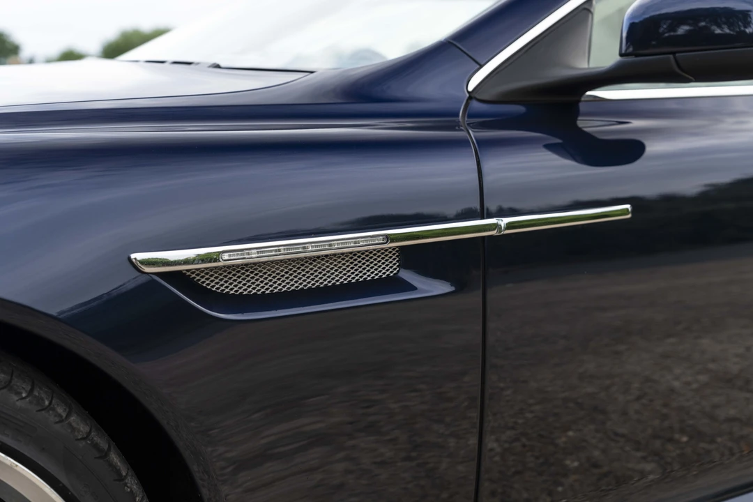 2014 Aston Martin DB9 - Image 29 of 31