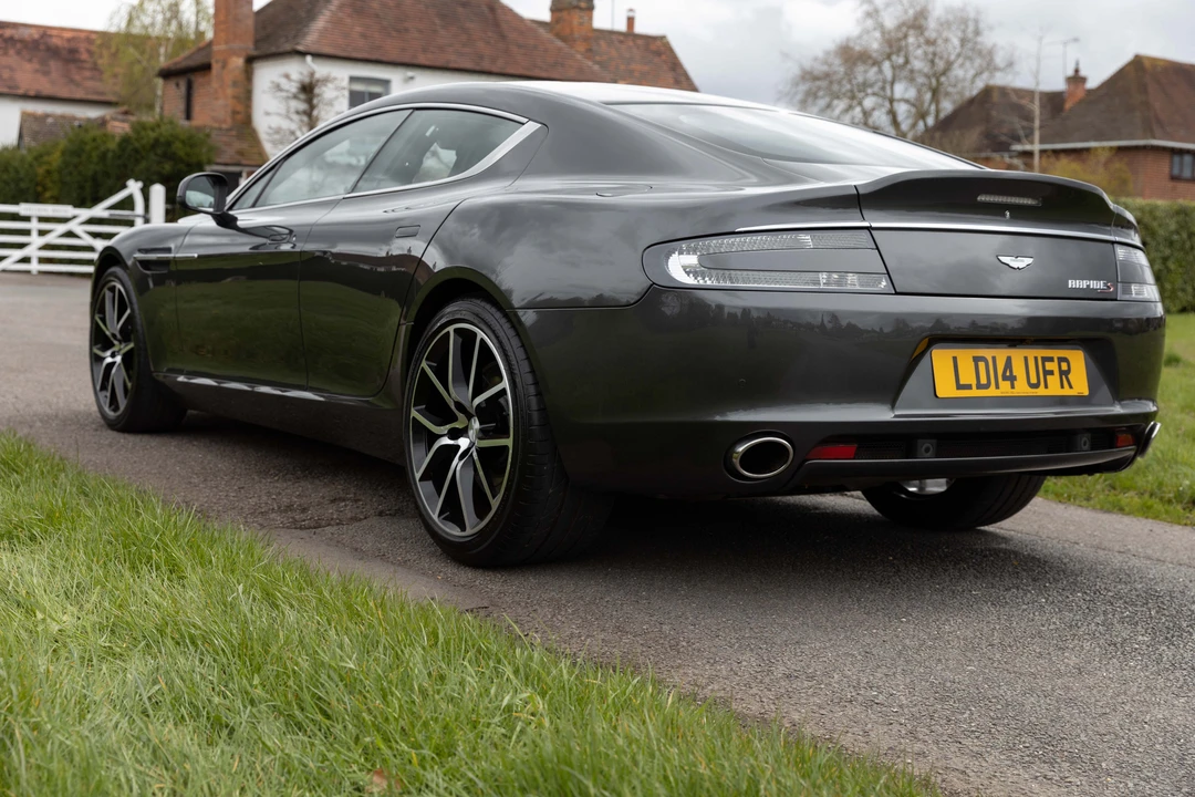 2014 Aston Martin Rapide - Image 10 of 31
