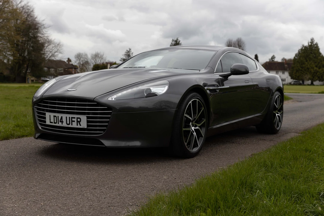 2014 Aston Martin Rapide - Image 13 of 31