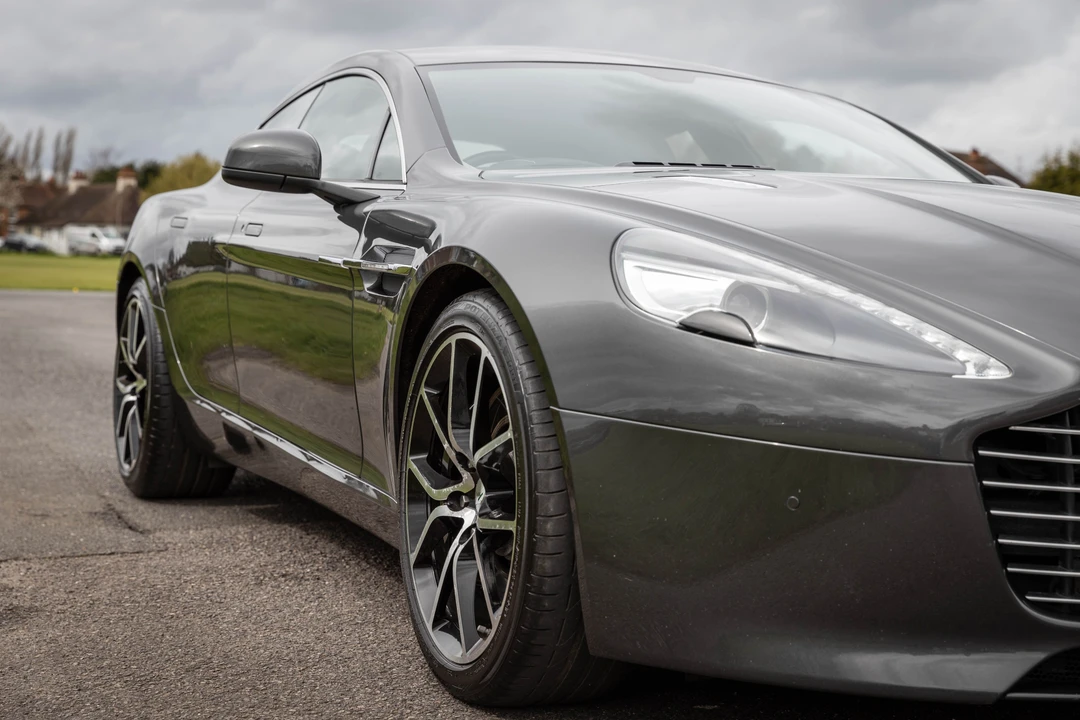 2014 Aston Martin Rapide - Image 22 of 31
