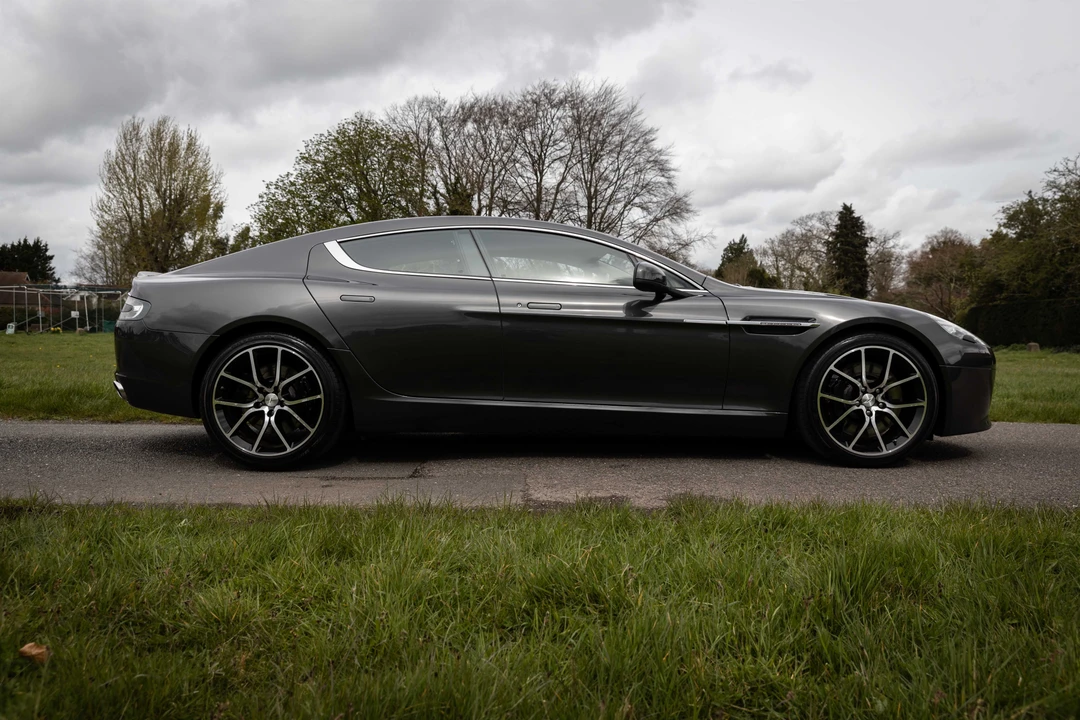 2014 Aston Martin Rapide - Image 12 of 31