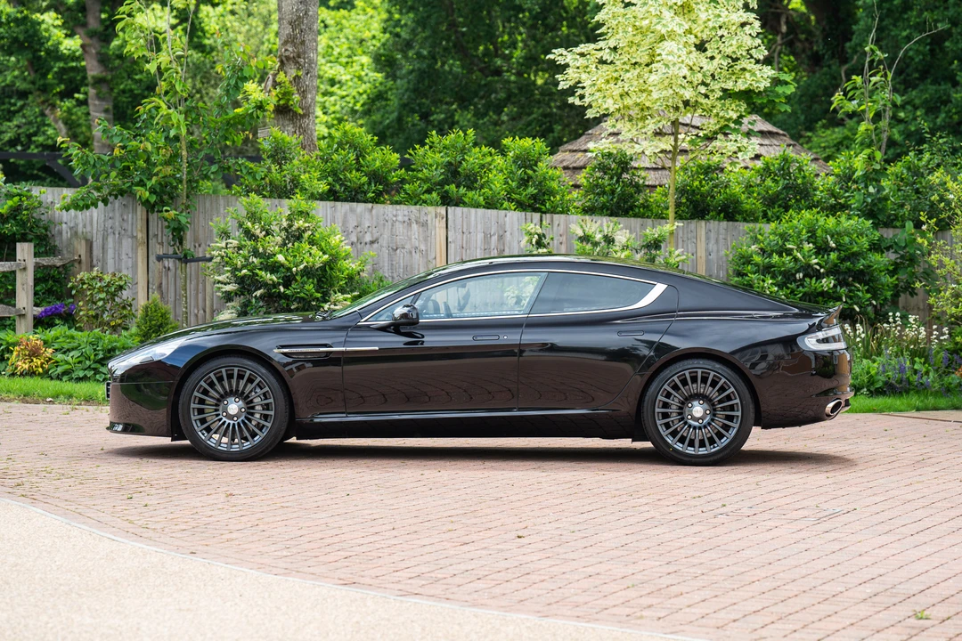 2014 Aston Martin Rapide - Image 9 of 31
