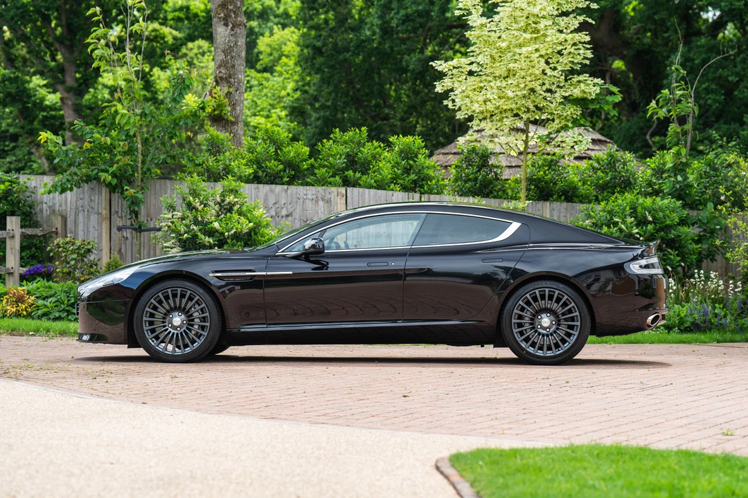 2014 Aston Martin Rapide - Image 18 of 31
