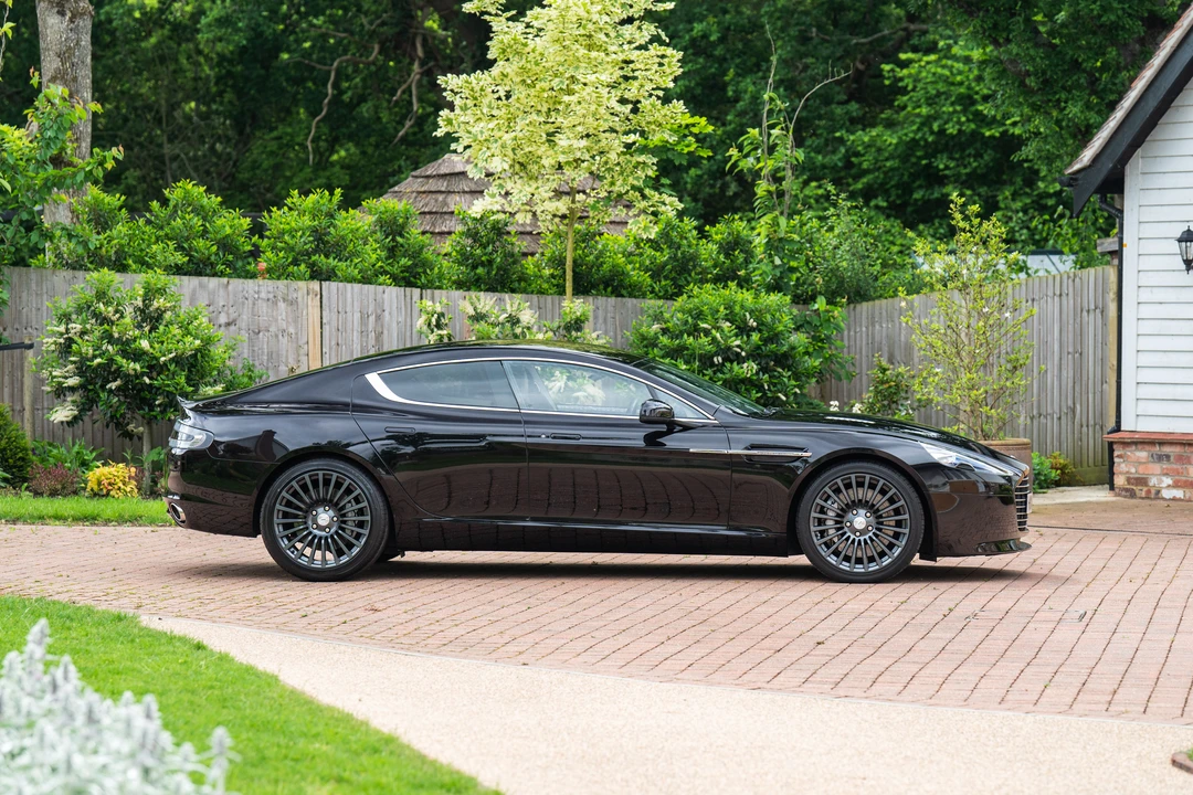 2014 Aston Martin Rapide - Image 13 of 31