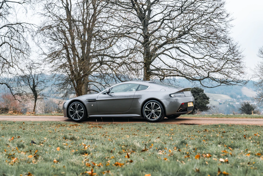2014 Aston Martin V12 Vantage (2010-2018) - Image 21 of 31