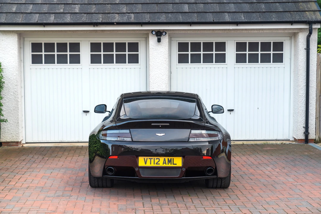 2014 Aston Martin V12 Vantage (2010-2018) - Image 15 of 31