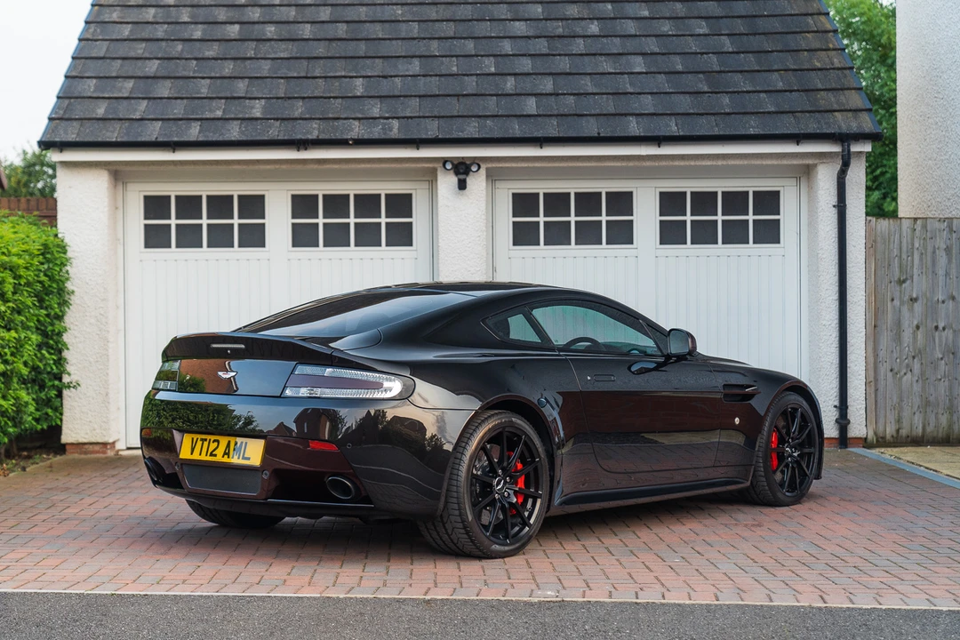 2014 Aston Martin V12 Vantage (2010-2018) - Image 16 of 31