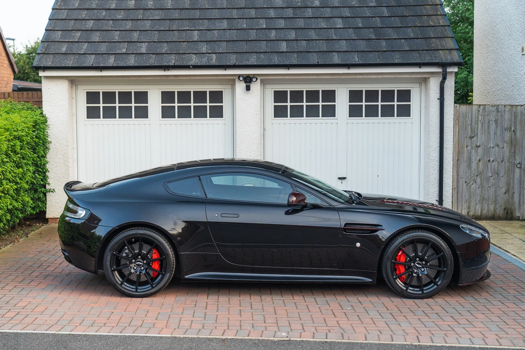 2014 Aston Martin V12 Vantage (2010-2018) - Image 17 of 31