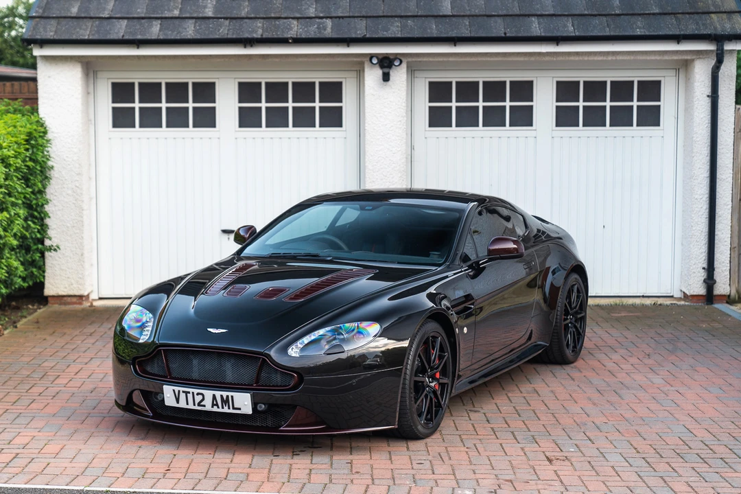 2014 Aston Martin V12 Vantage (2010-2018) - Image 12 of 31