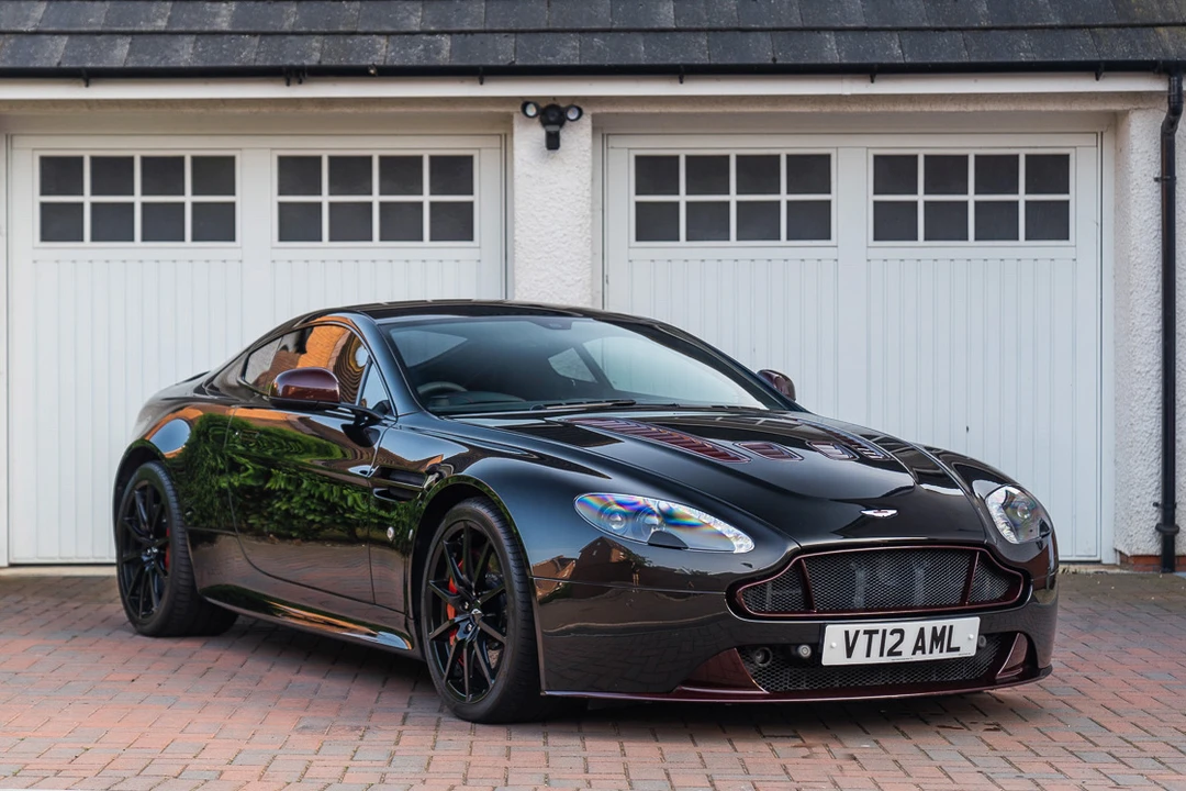 2014 Aston Martin V12 Vantage (2010-2018) - Image 2 of 31