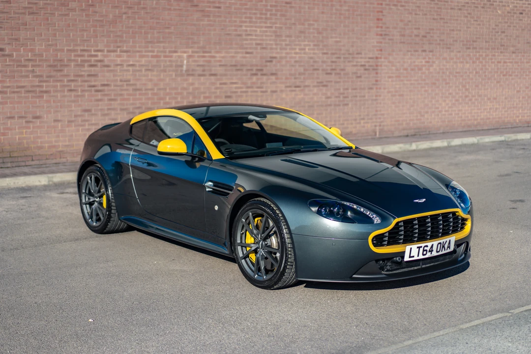 2014 Aston Martin V8 Vantage (2006-2017) - Image 15 of 31