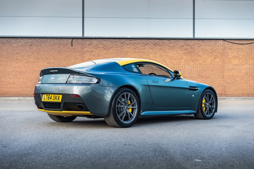2014 Aston Martin V8 Vantage (2006-2017) - Image 25 of 31