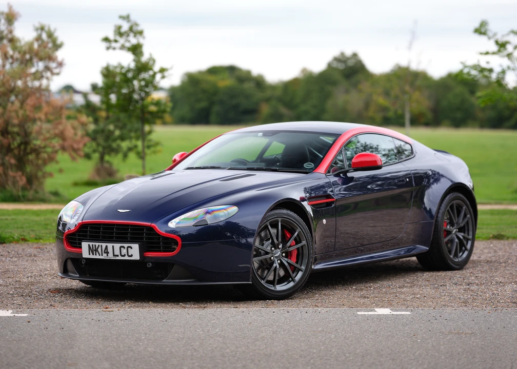 2014 Aston Martin V8 Vantage (2006-2017) - Image 2 of 31